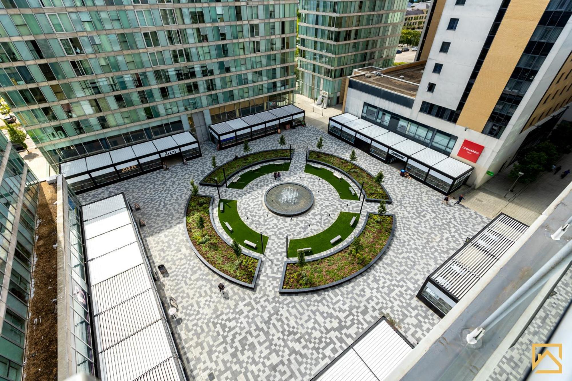 Luxury 2-Bed In Central Mk By Valore Property Services Milton Keynes Eksteriør billede